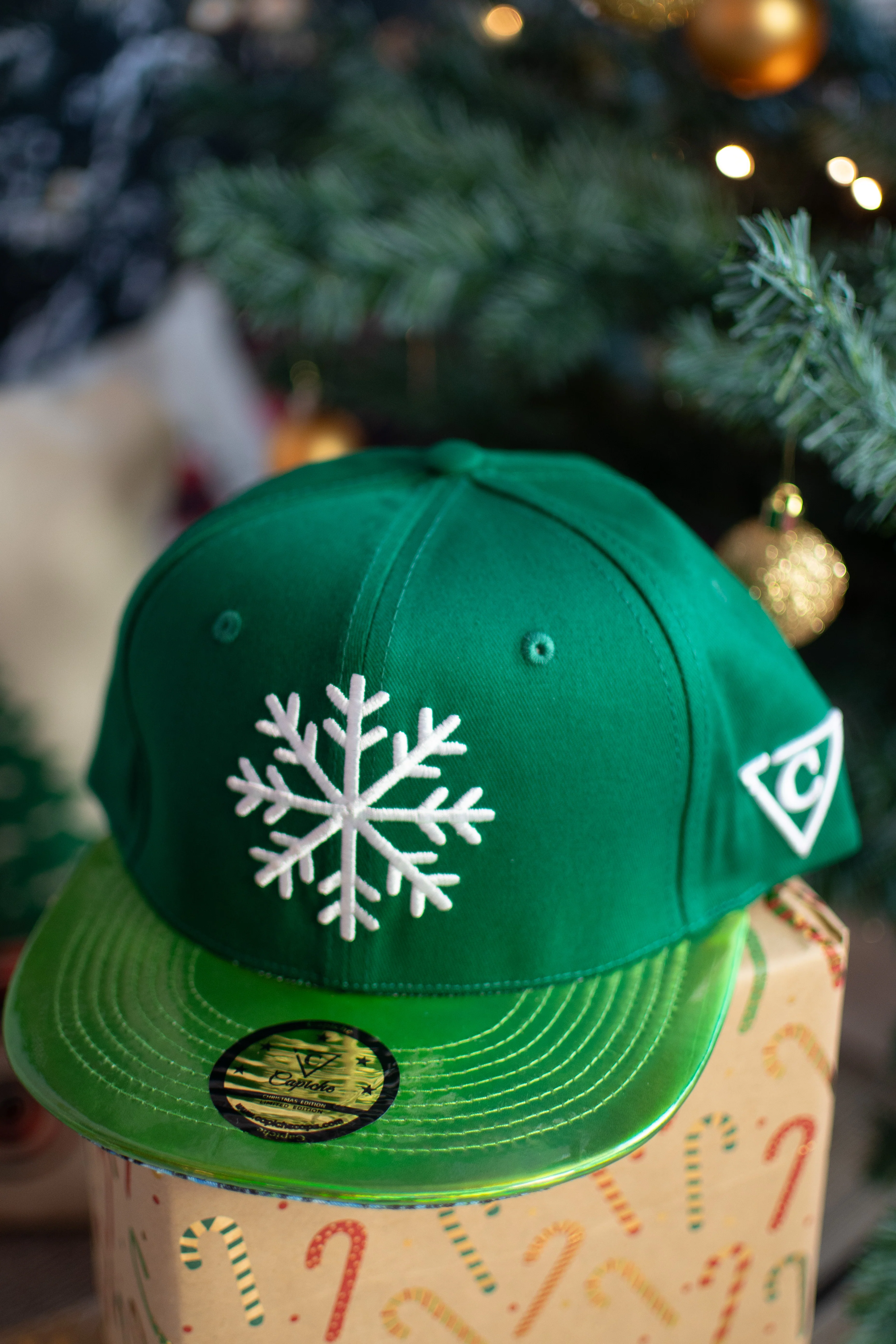 LIMITED Christmas Snapback Ice Beast Child Size - Green/Holographic - Image 9