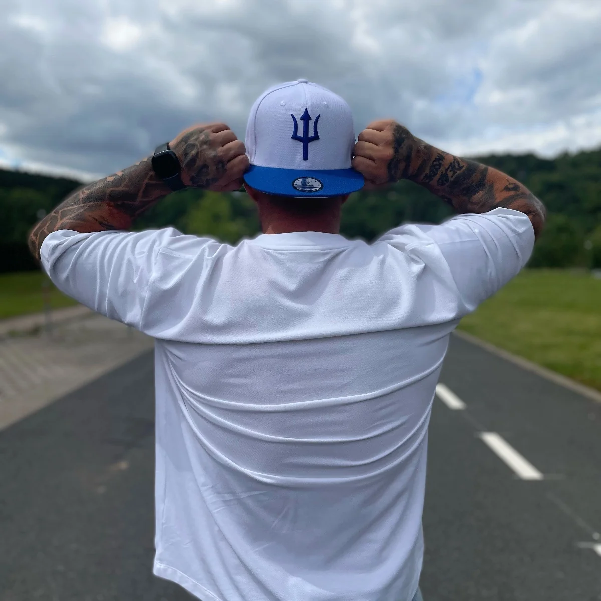 Cycnus Snapback - White/Blue - Image 8