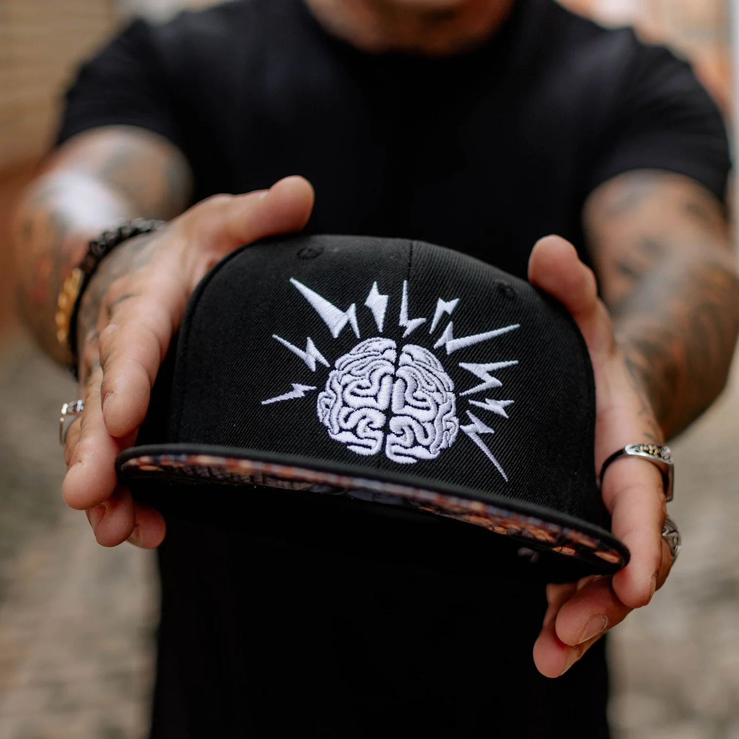 Edison Snapback - Black - Image 11