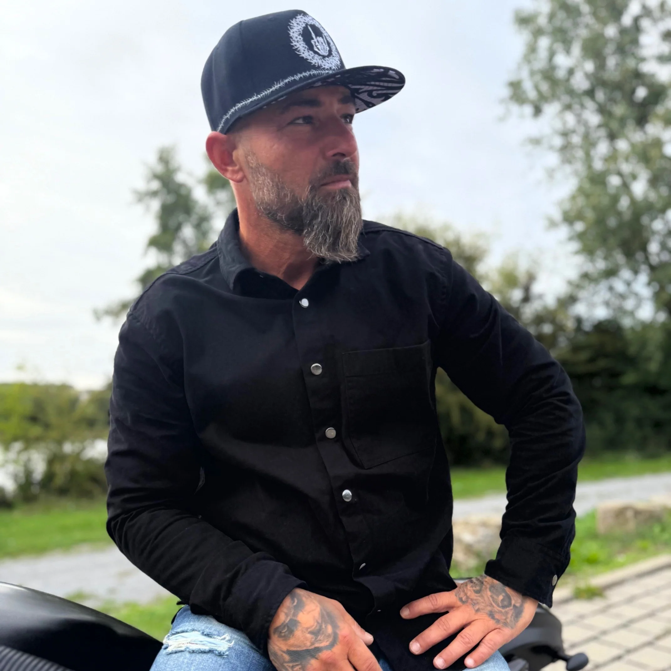 Tribal Skull Snapback - Black/Barbed Wire - Image 9