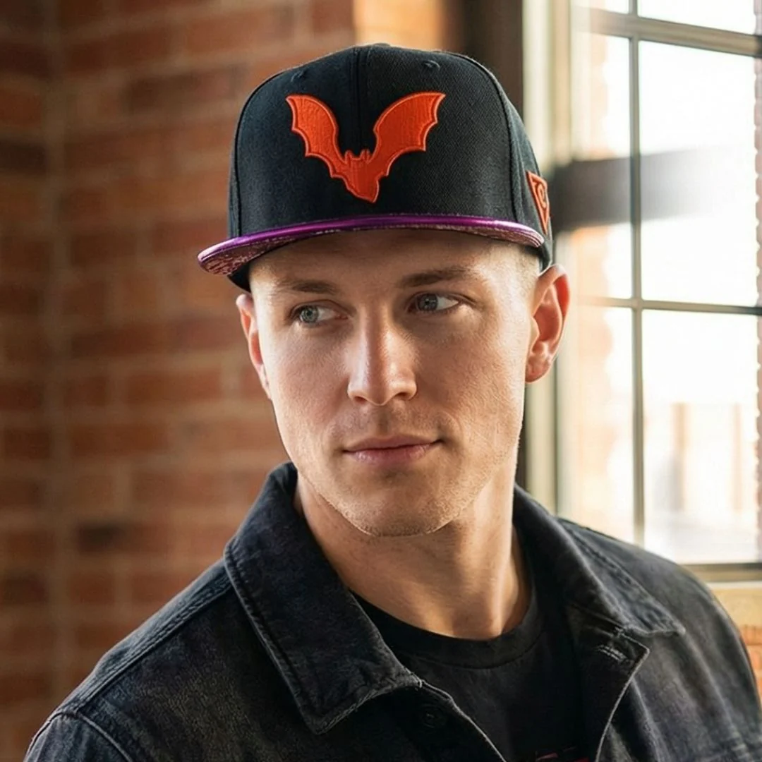 Vampire Snapback - Black/Purple Metallic - Image 8