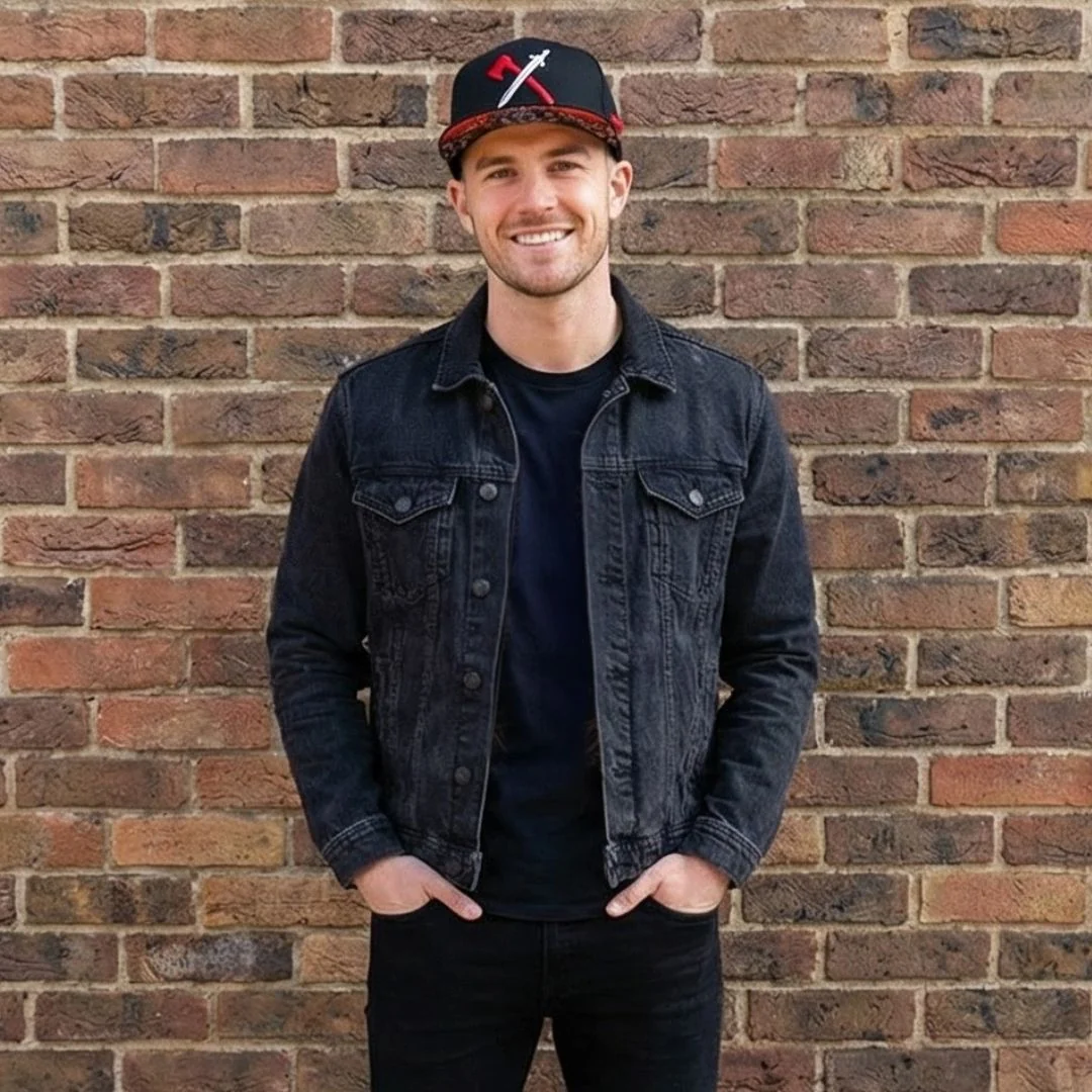 Viking Red/White Snapback - Black - Image 3